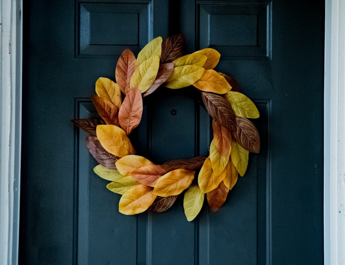 Why Seasonal Decor Matters in Apartments